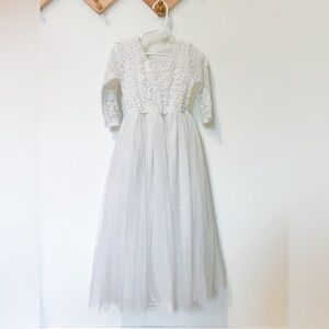 Girls White Lace Quarter Sleeve Long Tulle Dress